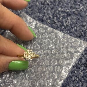 Tory Burch Elegant Gold T  Ring
